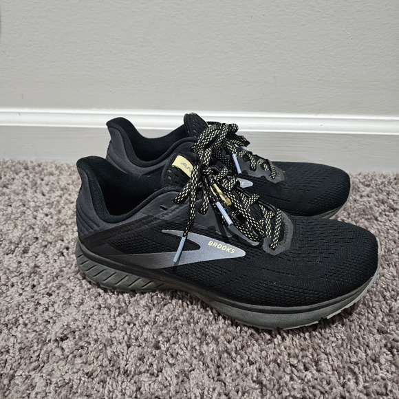 Brooks Shoes - Brooks Women Anthem 5 Size 7 Running Sneakers